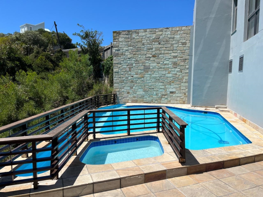 2 Bedroom Property for Sale in Herolds Bay Western Cape